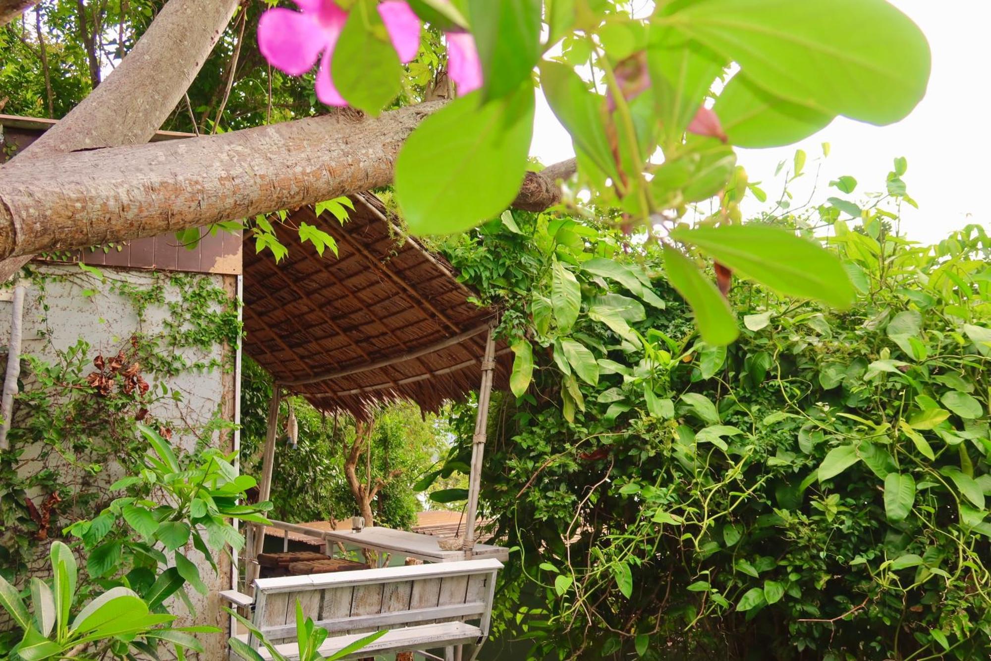 Phi Phi Sea Sky Resort Exterior foto