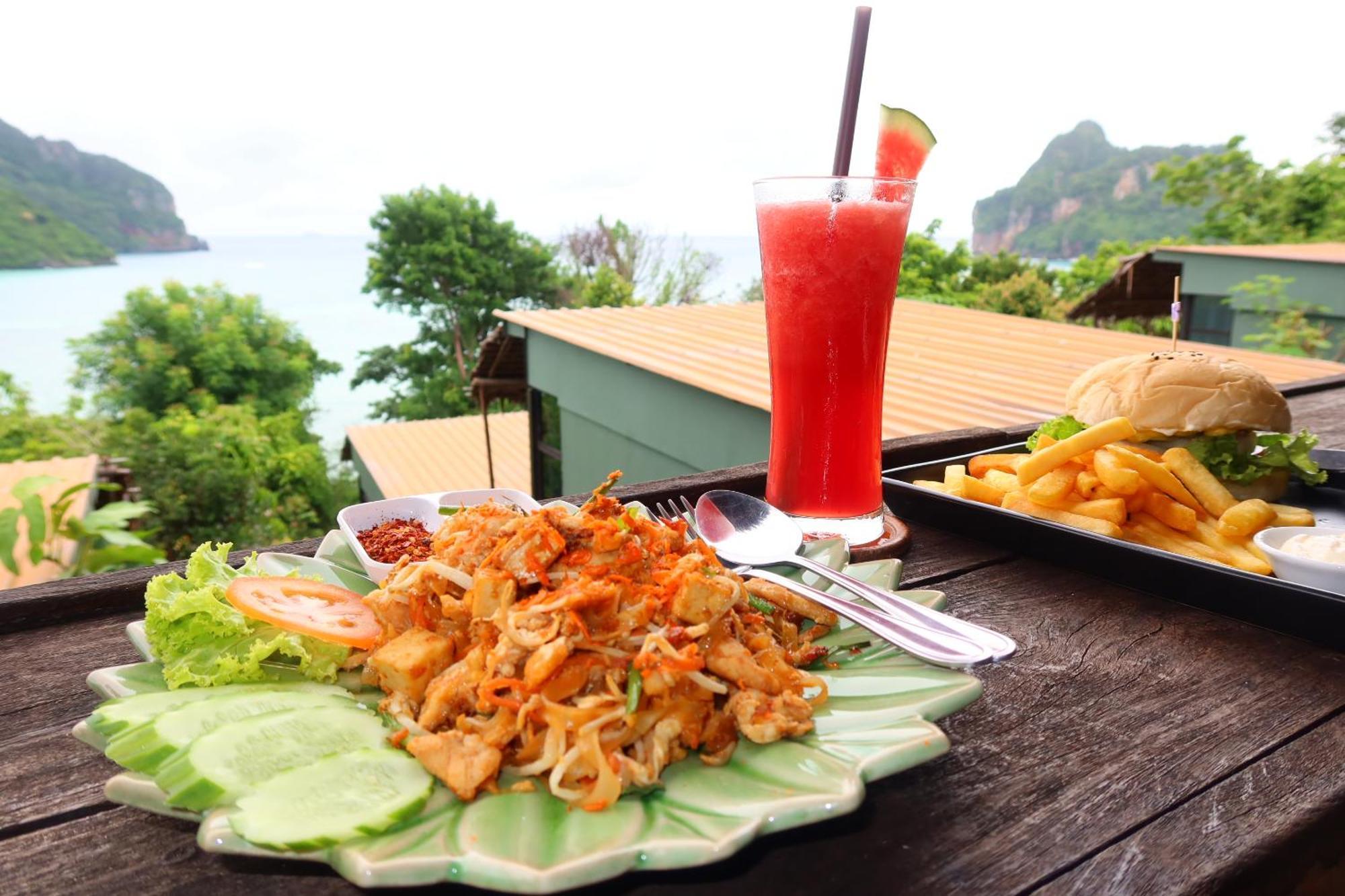 Phi Phi Sea Sky Resort Exterior foto