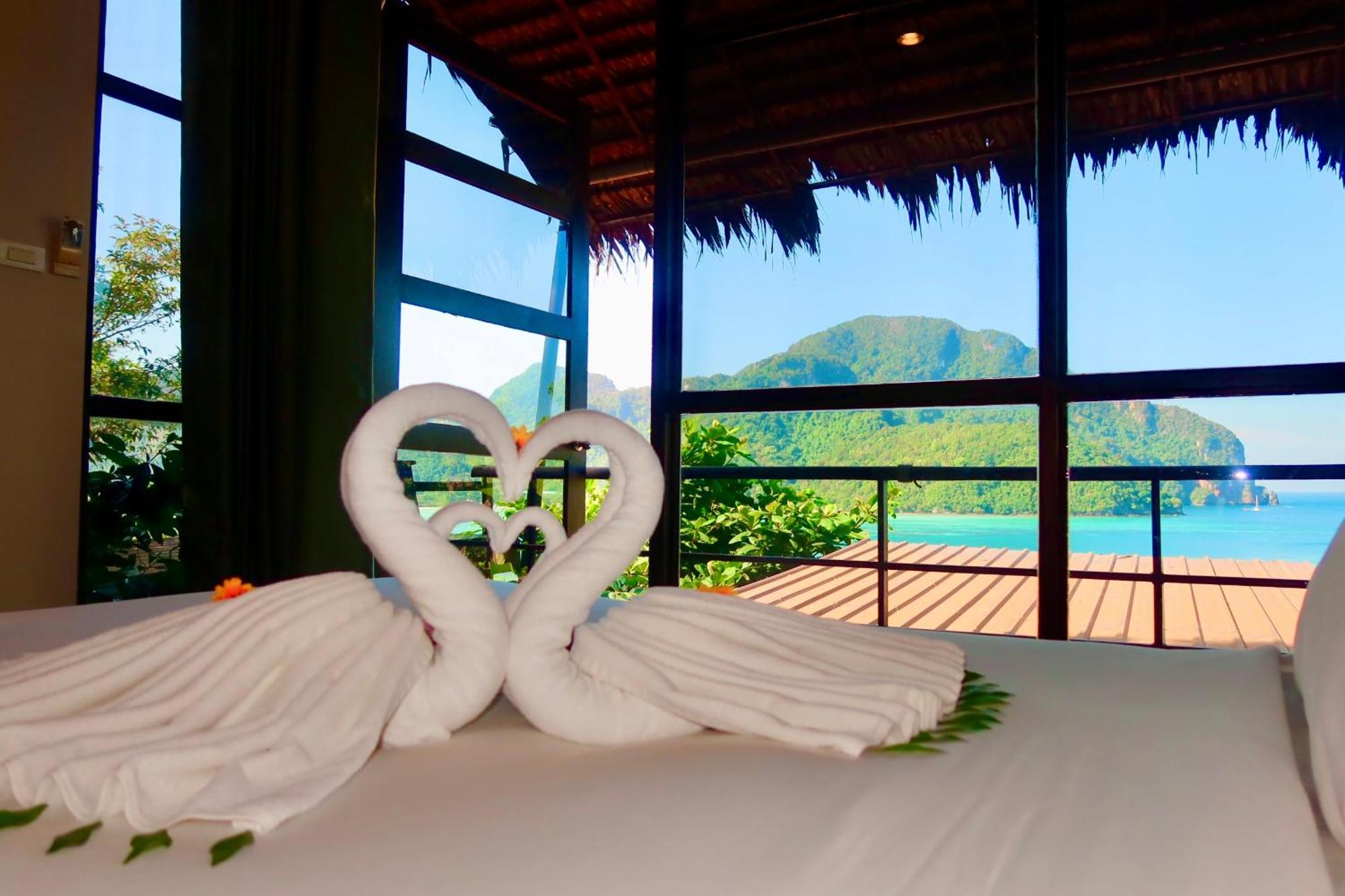Phi Phi Sea Sky Resort Exterior foto