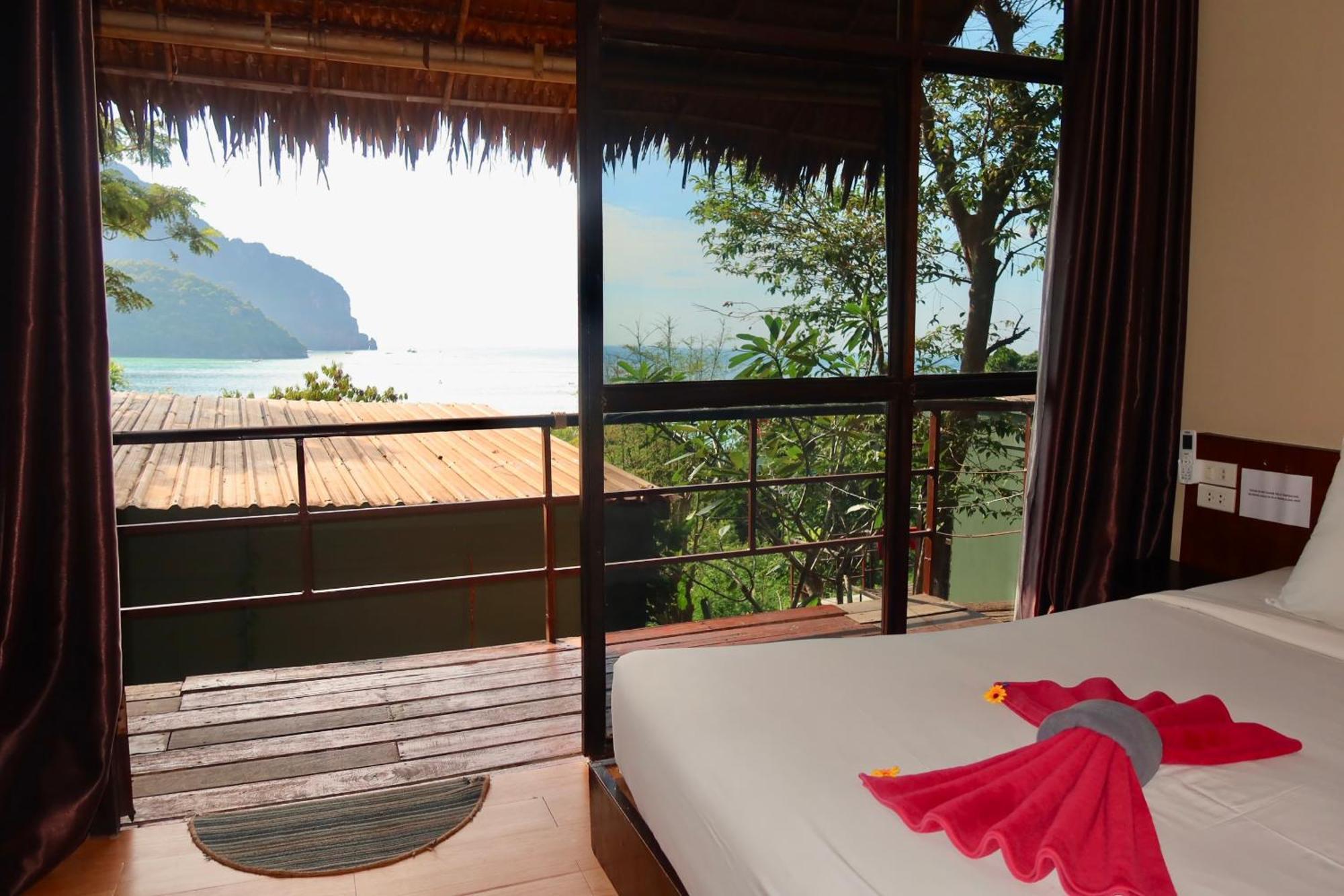 Phi Phi Sea Sky Resort Exterior foto